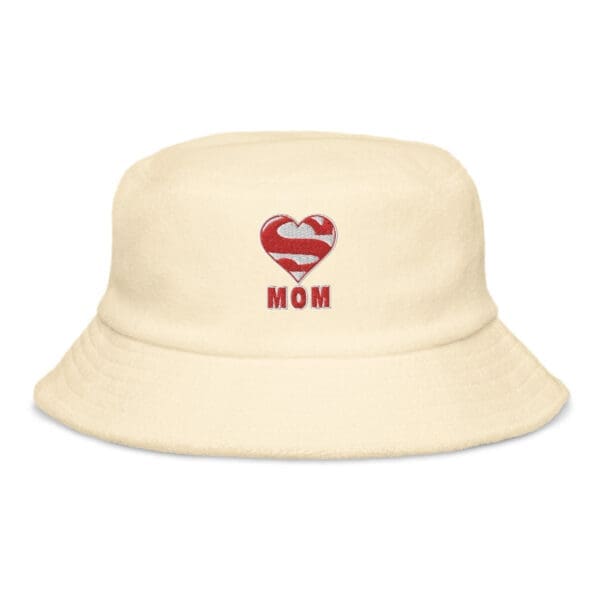 Protective sun hat for Mother's Day outing